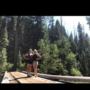 Meet your Posher, Lorissa